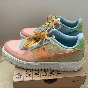 Nike Sun Club Air Forces Y 6.5/ W 8